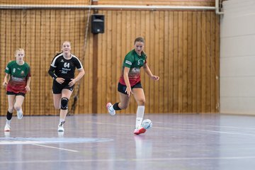 Bild 155 - wBJ HSG Kremperheide/Muensterdorf - HSG Joerl-Doppeleiche Vioel : Ergebnis: 34:23